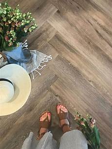 Herringbone Lvp