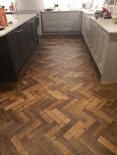 Herringbone Lvt