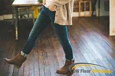 Varnishing Parquet Flooring